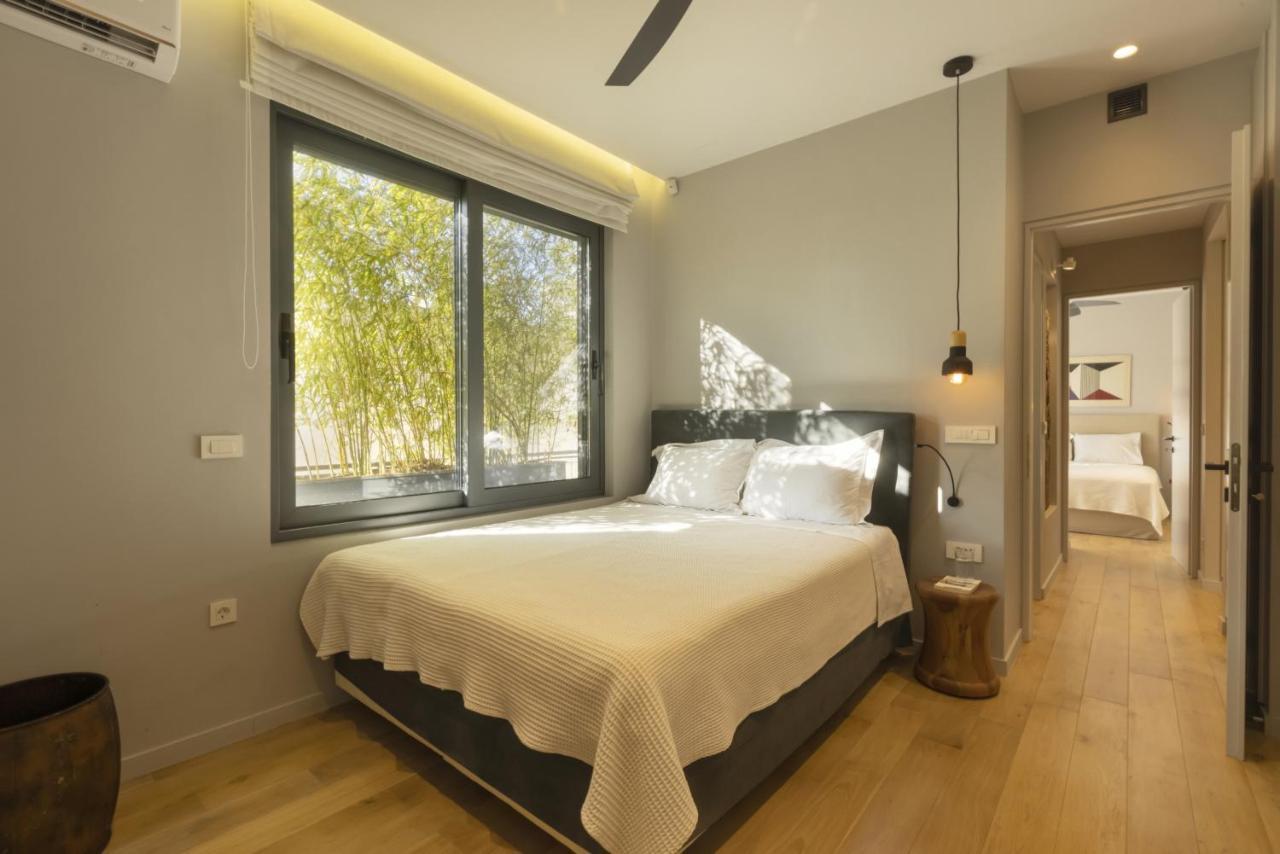 Elegant, Chic, Hip 2 Bedroom W/ Forest View In Athens! エクステリア 写真